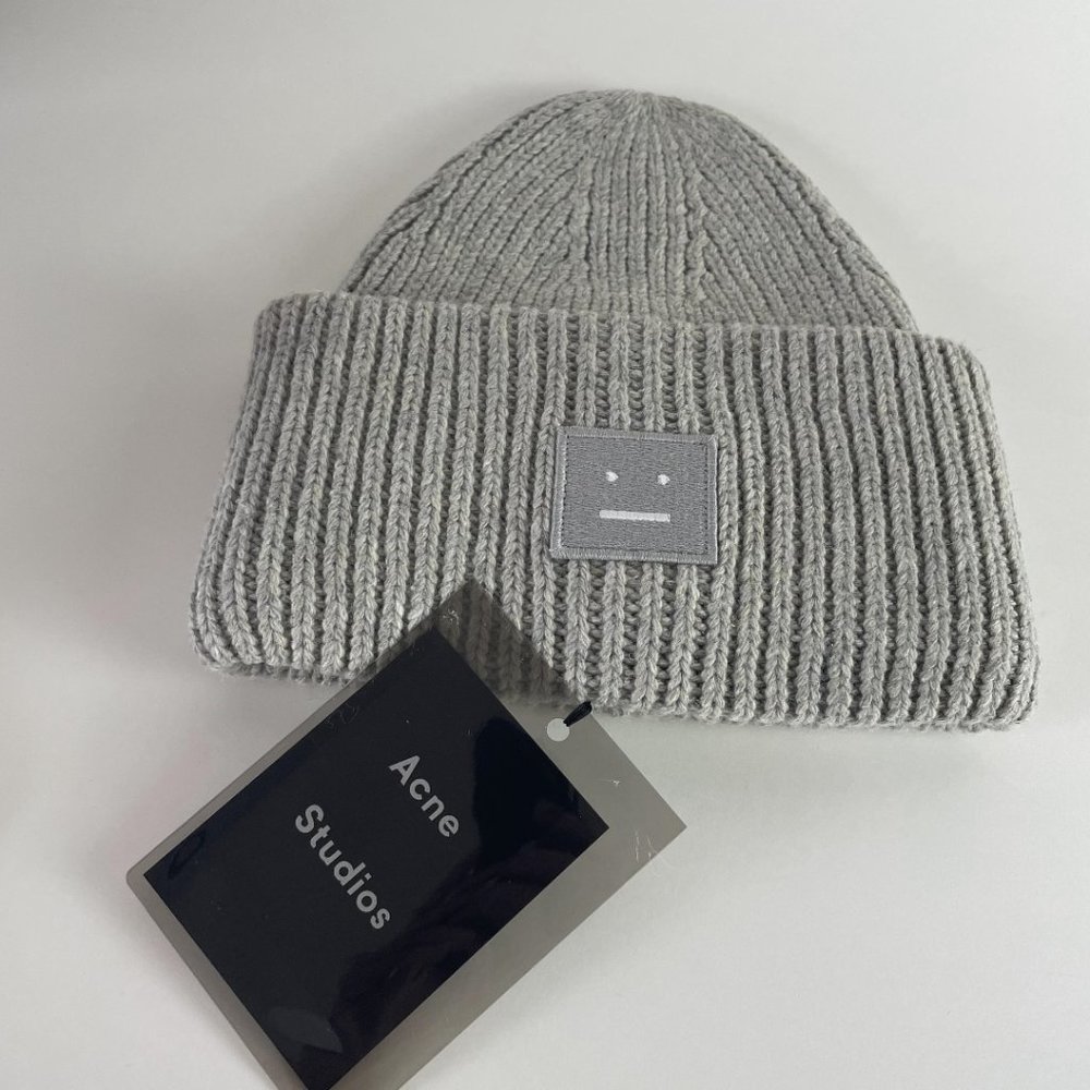 Acne Pansy Hat Lavender